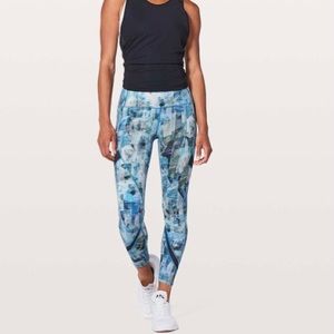 EUC Lululemon On Pace Tight 7/8 25”